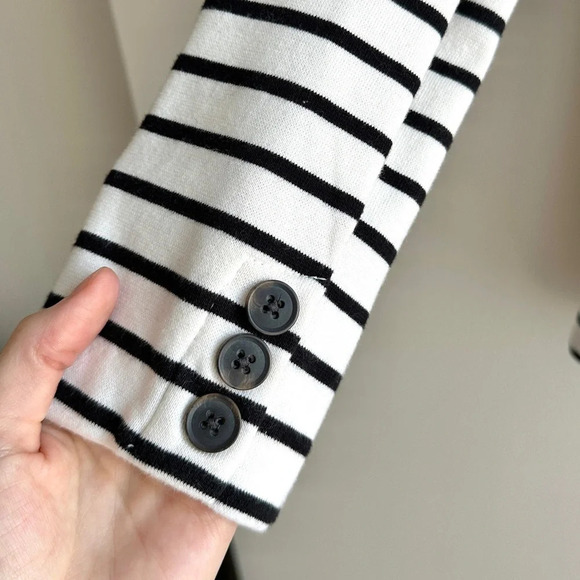 Old Navy Black and White Striped Casual Blazer, Stretchy Suit Jacket, Small - Picture 15 of 16